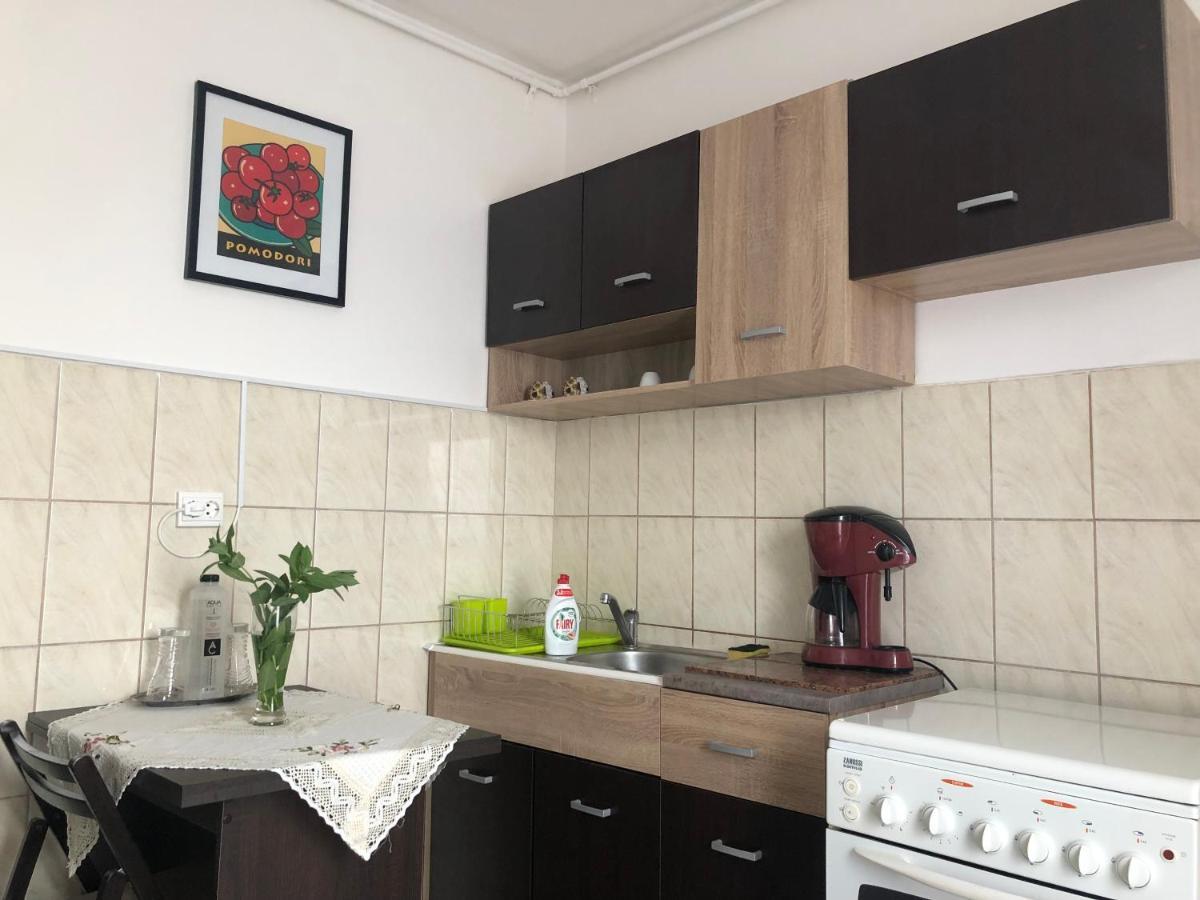 Strada Nerva Traian 11 Garsoniera Apartament Bucureşti