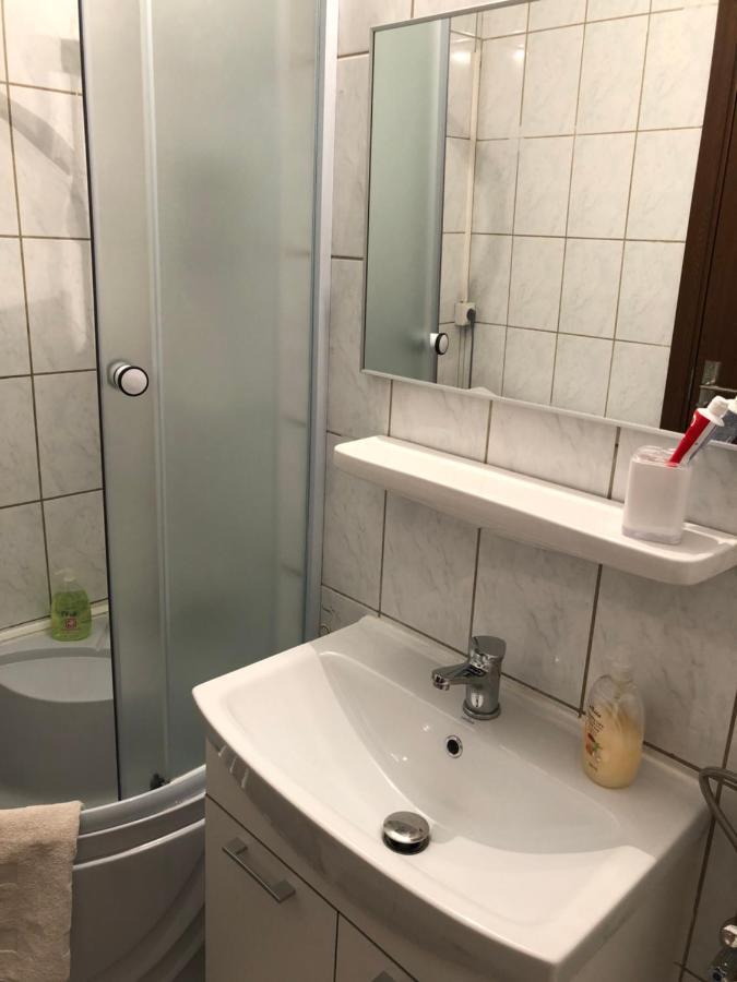 Apartament Strada Nerva Traian 11 Garsoniera